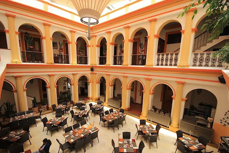 HOTEL CIUDAD REAL CENTRO HISTORICO